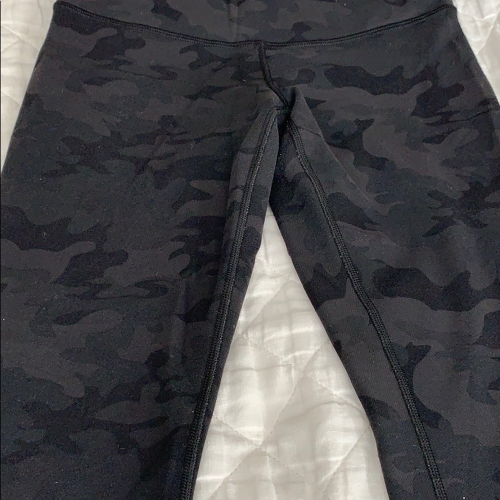 Cami lululemon crops